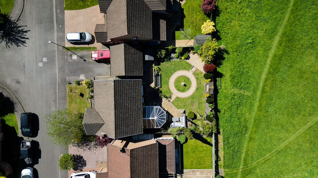 Sandstone Avenue Walton